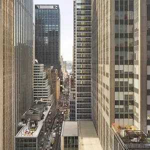 Отель Doubletree By Hilton Midtown Fifth Ave